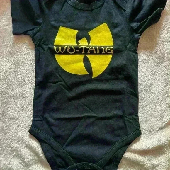 Brand new Wu-Tang onesie - Picture 1 of 1
